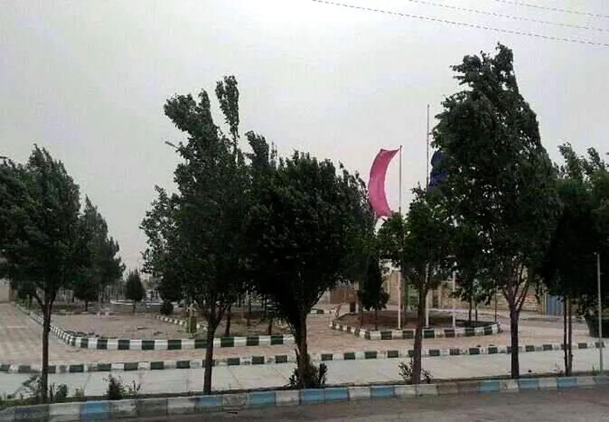 توفان به تهران نزدیک شد/ وزش باد شدید در این منطقه!