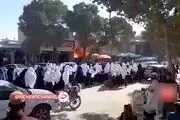 دختران شجاع به خیابان آمدند+فیلم