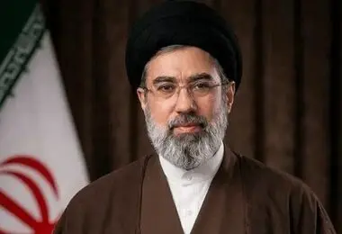 آیت الله مجتبی خامنه ای: نقض تفاهم‌نامه بار دیگر بی‌ارزشی و نامعتبربودن امضای رئیس‌جمهور آمریکا را ثابت کرد 