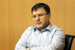 خالص سازان آنقدر آدم ندارند که همه جا نفر بگذارند و این حرف غیرکارشناسی است