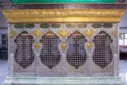 جمع آوری پرچم‌ها و مفاتیح از حرم حضرت رقیه (س) به دستور تحریر الشام 