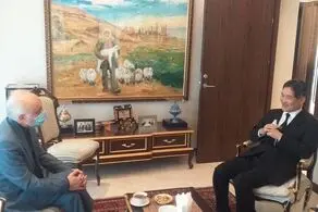 صالحی دفتر یادبود درگذشت شینزو آبه را امضا کرد