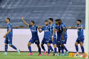 استقلال مقابل فوق‌ستاره‌ها چه کرده بود؟/ بزرگانی که با آبی‌های پایتخت سرشاخ شدند