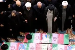 عکس از وداع رهبری با پیکر رییسی و هیات همراه + ببینید 