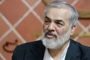 برخی مردها می‌خواهند با شورت به خیابان بیایند باید به آنها اجازه داد!  
