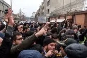 چرا دانشجویان مدعی اصولگرایی جلوی سفارت عراق تجمع نمی‌کنند؟ 