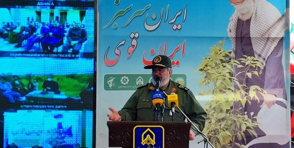 سردار فدوی: باید سردمدار نجات دنیا از آلودگیها باشیم