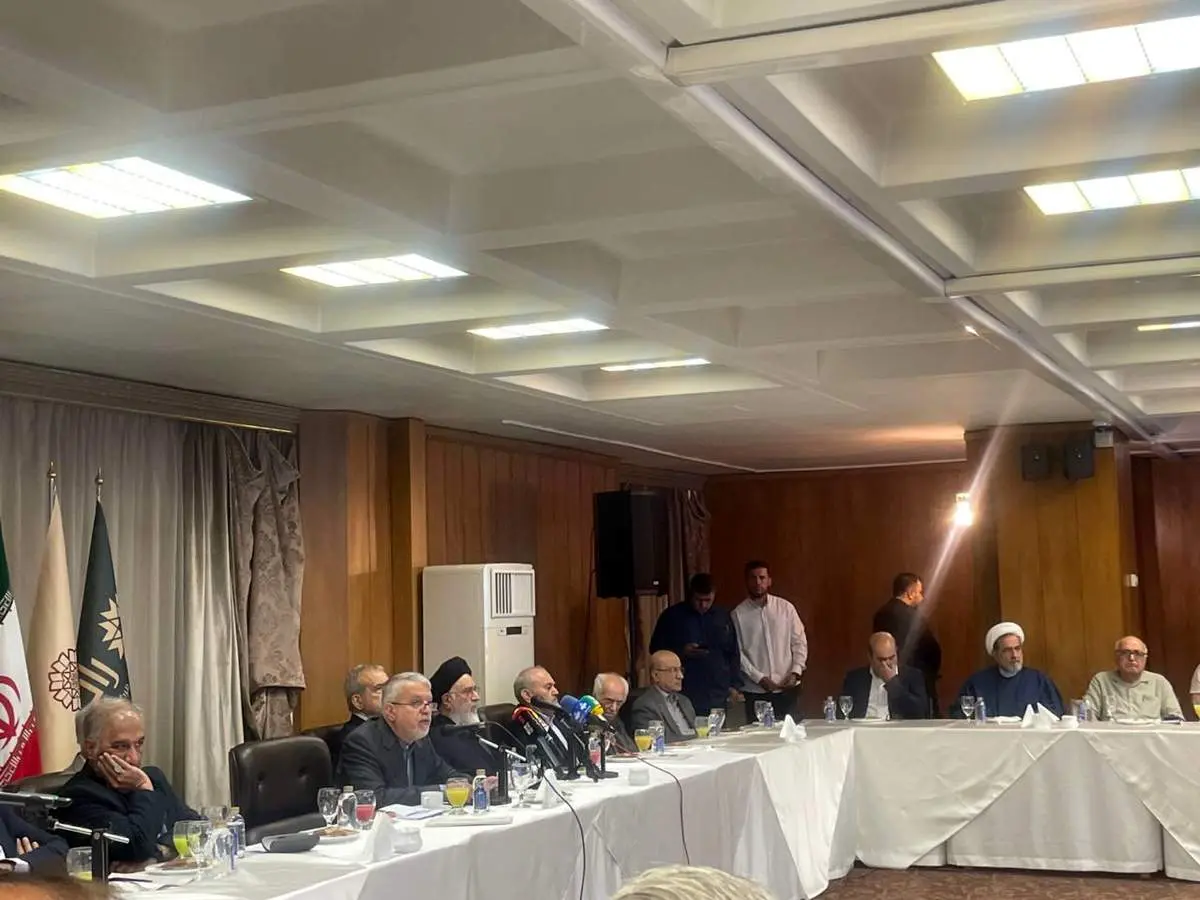 پزشکیان: باید برای ملت کاری کنیم تا حرف بد پشت سر ما نباشد
