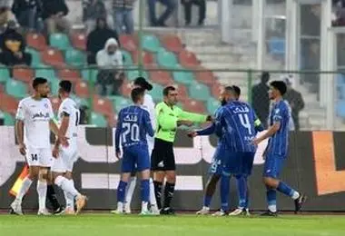 استقلال به گل‌گهر باخت و از مدعیان عقب ماند