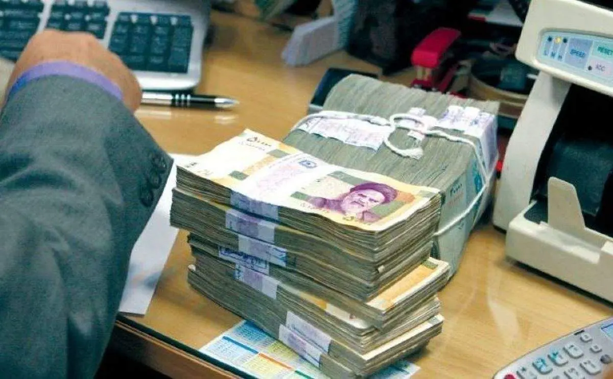 یک روزنامه اصولگرا فاش کرد/ نام بدهکاران بالای یکهزار میلیارد تومان منتشر نشده!