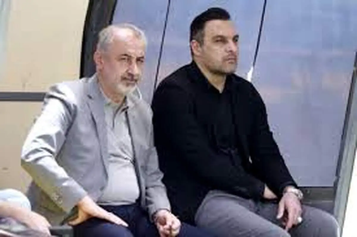محمدی: یک بچه ۱۹ ساله چطور مشاور باشگاه پرسپولیس می‌شود؟