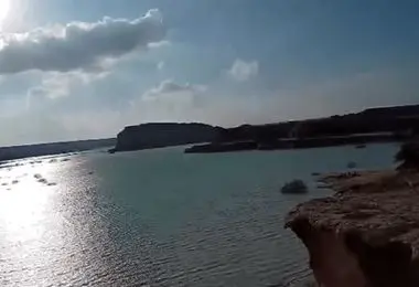 بزرگترین سد خاکی جزیره قشم سرریز شد