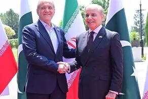 پزشکیان وارد اسلام‌آباد شد