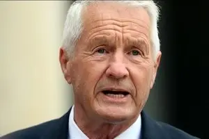 این چهره سیاسی به دلیل پرونده اپستین خودکشی کرد 