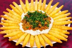 طرز تهیه کوزالاک مانتی؛ غذای ترکیه‌ای خوشمزه