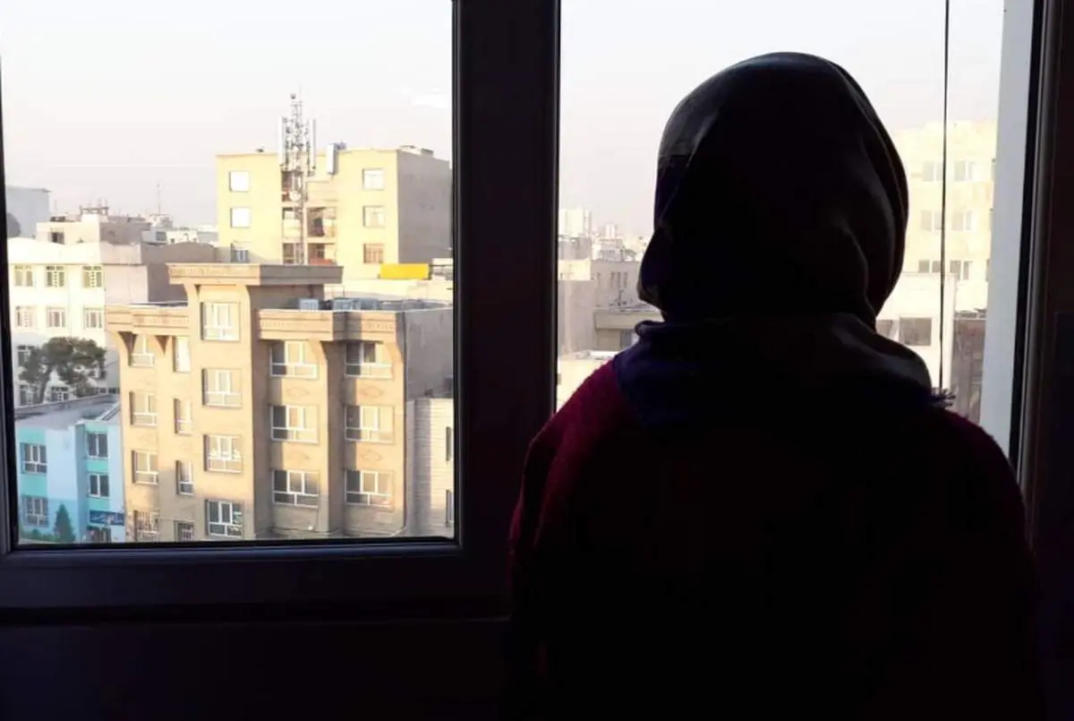 زن متاهل: رابطه غیراخلاقی ام با سوپری محل شر شد !