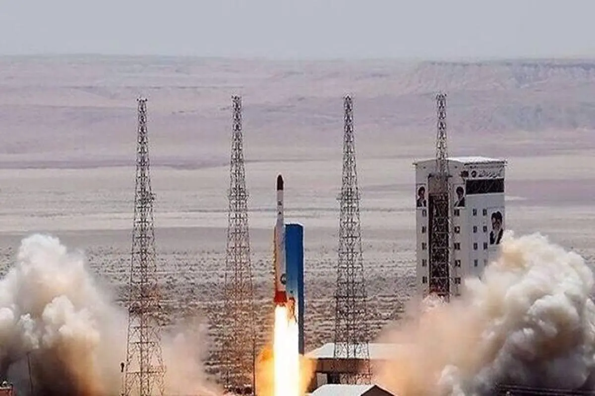 وزارت دفاع اعلام کرد: دریافت نخستین سیگنال‌های ماهواره چمران ۱