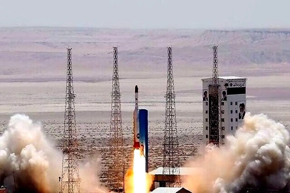 وزارت دفاع اعلام کرد: دریافت نخستین سیگنال‌های ماهواره چمران ۱