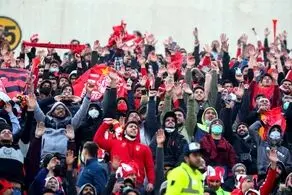 درگیری شدید هواداران پرسپولیس بر سر گل محمدی