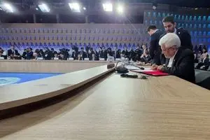 عارف سند همکاری‌های اعضای شانگهای را امضا کرد