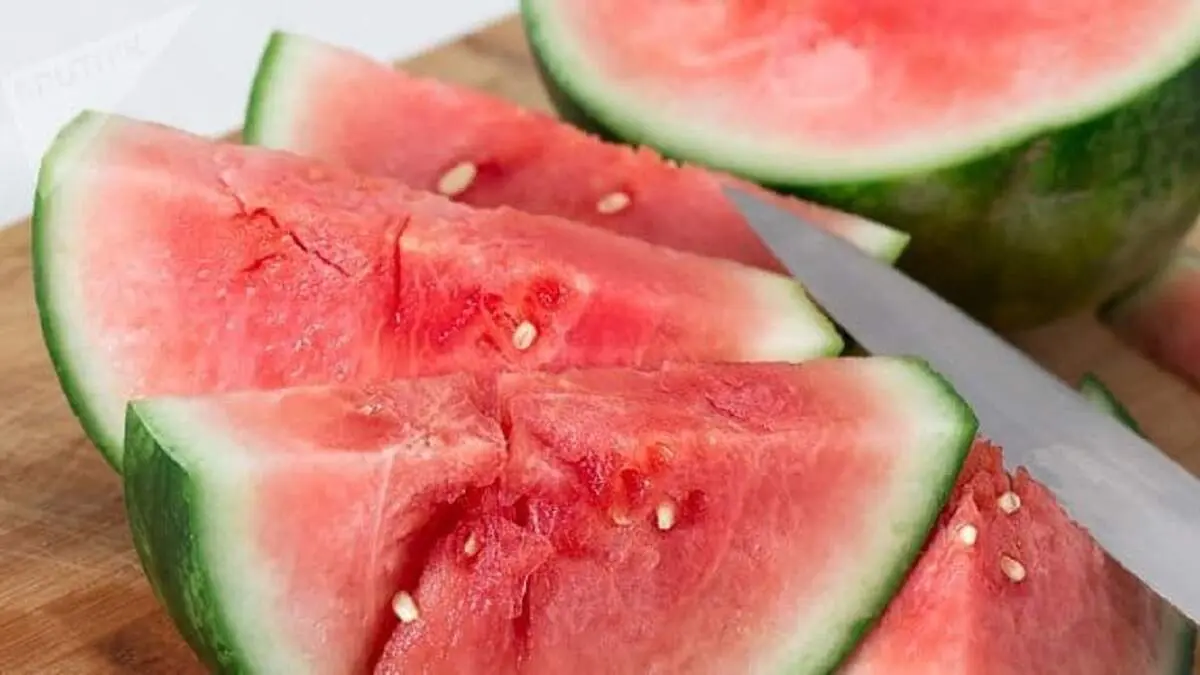 شب یلدا لب به هندوانه نزنید