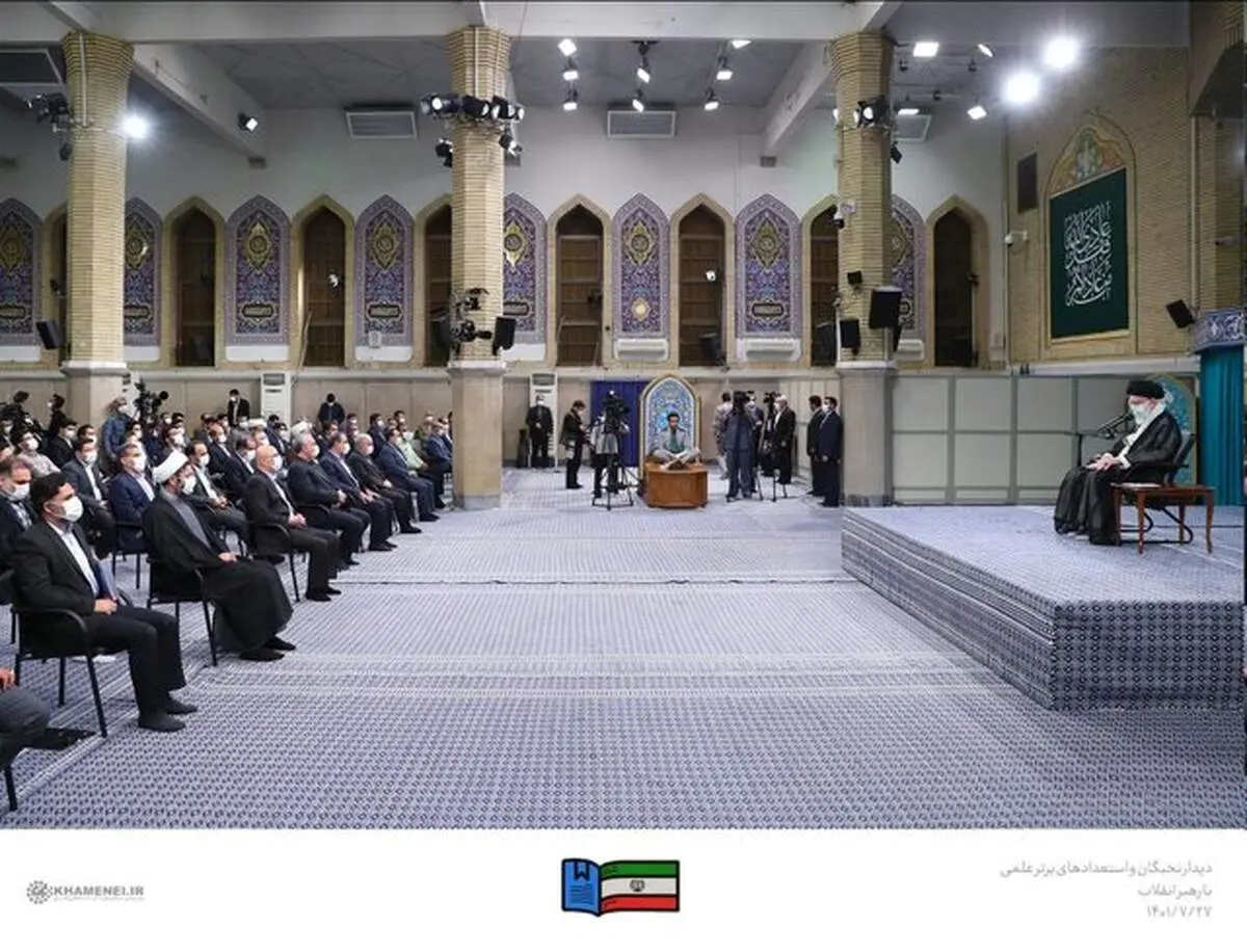 چندین بار از فروپاشی جمهوری اسلامی حرف زده‌اند اما این تحلیل غلط و غیر واقع‌بینانه است/ هر قدر دانشگاه تعطیل و روند فعالیت علمی تخریب و ناقص شود برای دشمن مغتنم است