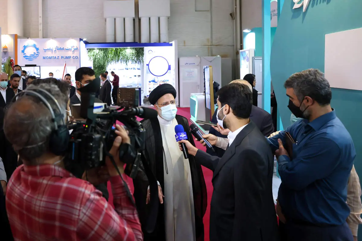 رئیسی به نمایشگاه نفت رفت