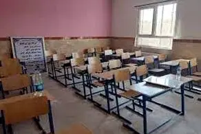 جنجال نوشته عاشقانه در پشت لباس این خانم معلم 