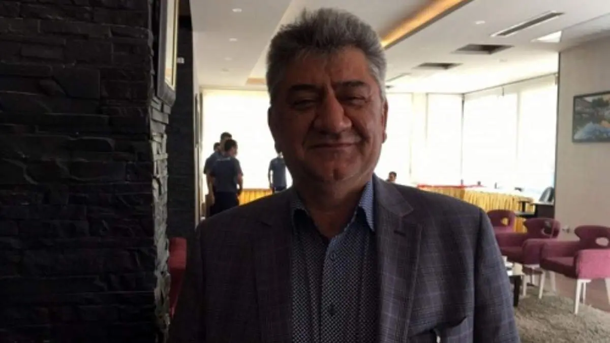 یک روز از خواب بیدار شدم، فریدون اصفهانیان به جای من سرپرست شده بود!