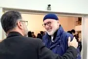 تیپ خفن فرهاد قائمیان بازیگر در محل انتخابات + عکس