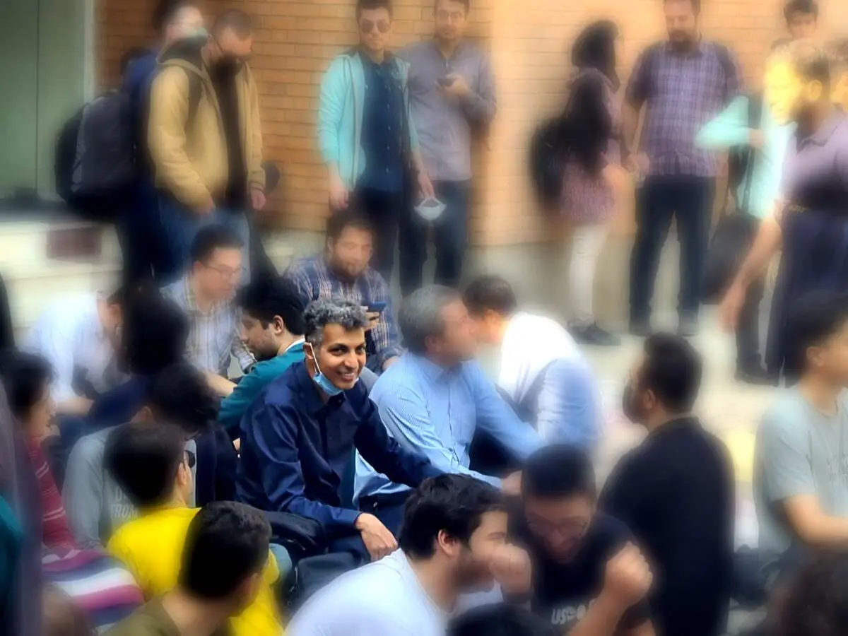 فردوسی پور مهمان سفره دانشجویان دانشگاه شریف شد