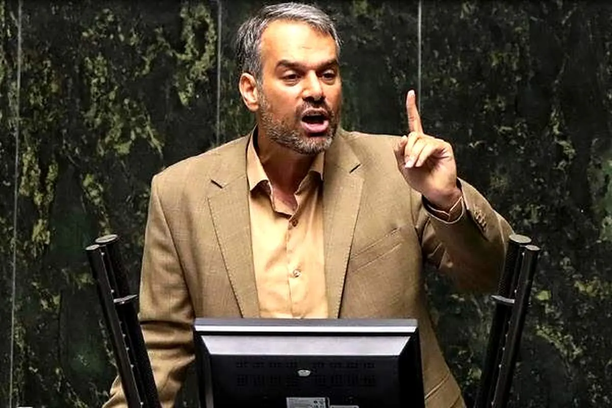 چه کسانی دو هفته قبل از ممنوعیت واردات آیفون نسبت به ثبت سفارش ِآیفون 13 اقدام کردند + ببینید 