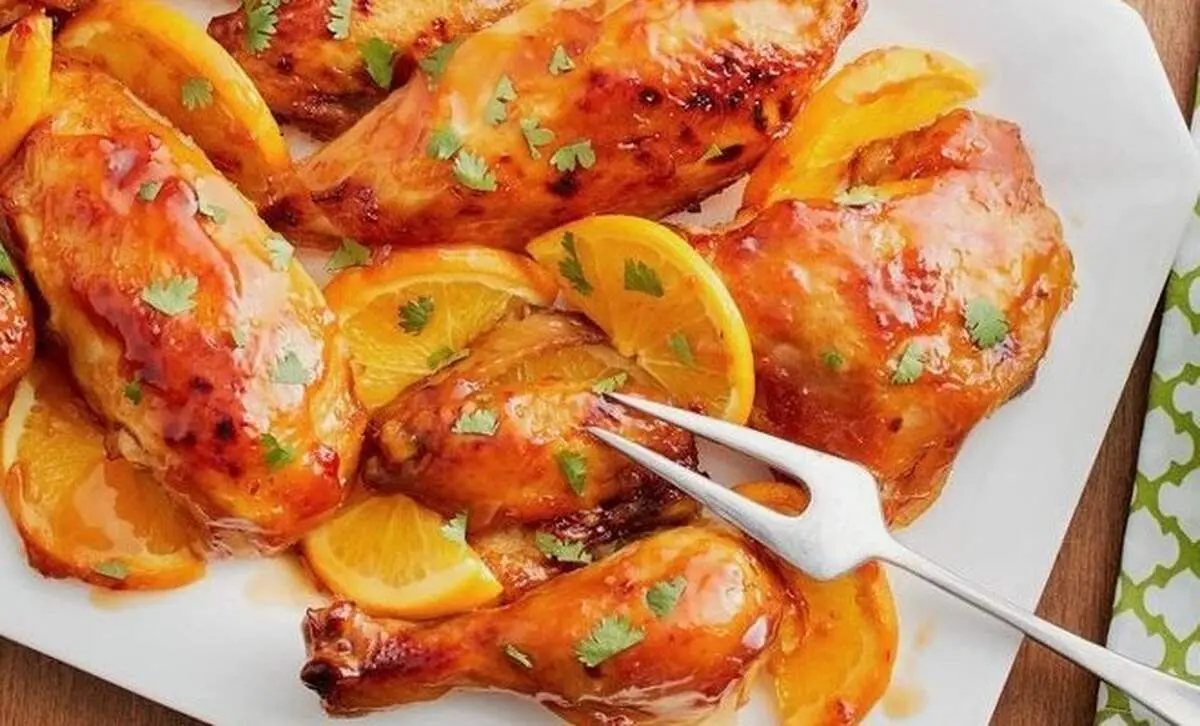 طرز تهیه مرغ پرتقالی گیلانی؛ خوراک گرمِ شب‌های نارنجی