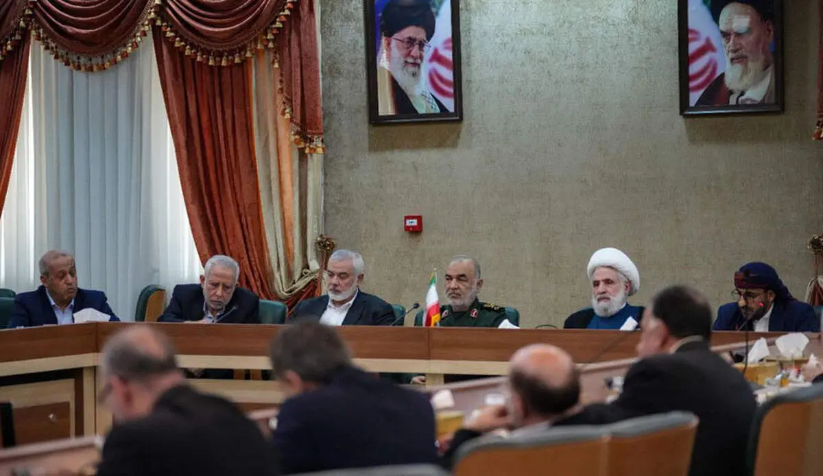 نشست فرمانده کل سپاه با گروه‌های مقاومت در تهران 