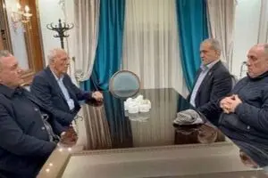 پزشکیان به دیدار حاج کریم مردانی‌آذر رفت