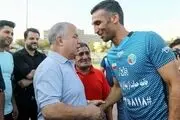 حمایت اسطوره سرخ ها از استقلال؛ تبریک معنادار پرسپولیسی ها به علی پروین