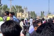 متاسفانه مردم آب و رب و نان را به عنوان غذا مصرف می‌کنند!