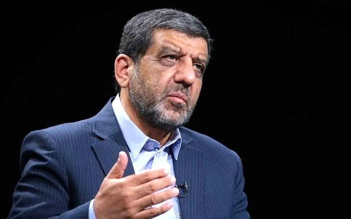 وزیر دولت رئیسی سگ دید و‌ از پشت بام همسایه فرار کرد!