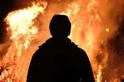 مرد جوان زنش را در مقابل چشمان دختر بچه ۱۲ سالهبه آتش کشید

