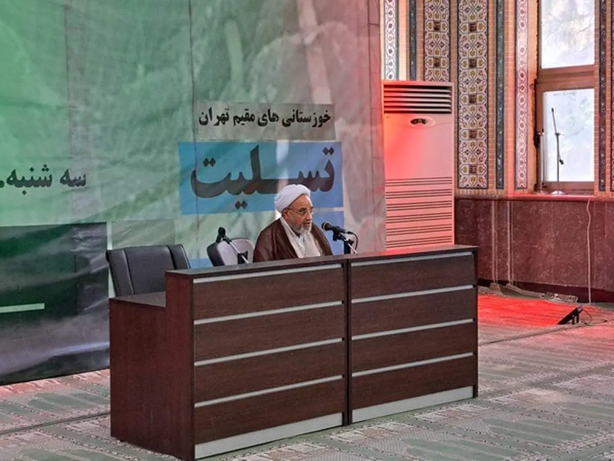 ما نمی‌دانیم این آقای عبدالباقی، واقعا عبدالباقی است هنوز، یا عبدالفانی است؟