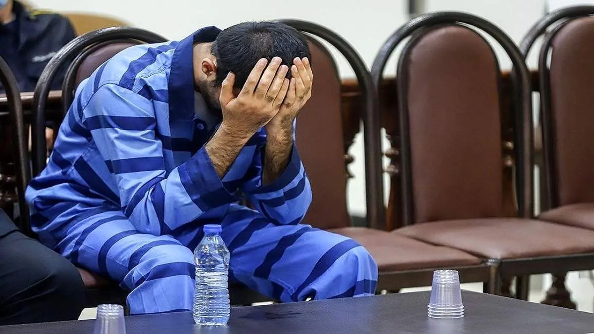  از آن روزی که با زنی شوهردار به اسم نازیلا آشنا شدم به خاک سیاه نشستم !

