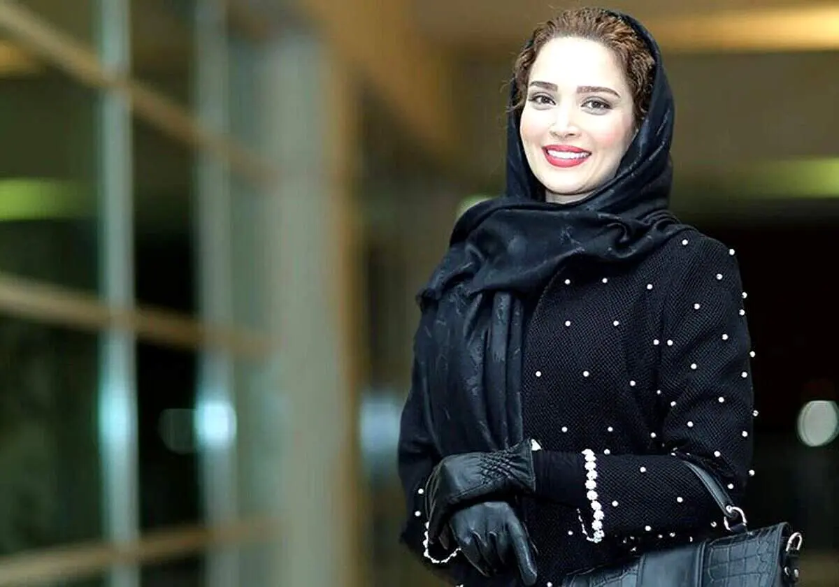 لباس پرنسسی بهنوش طباطبایی در یک جشن/ فیلم