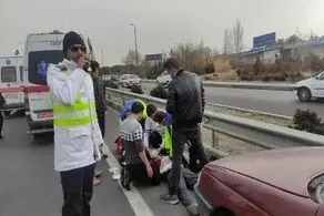 تصویری از تصادف وحشتناک در تهران+ماشین دو نصف شد+عکس
