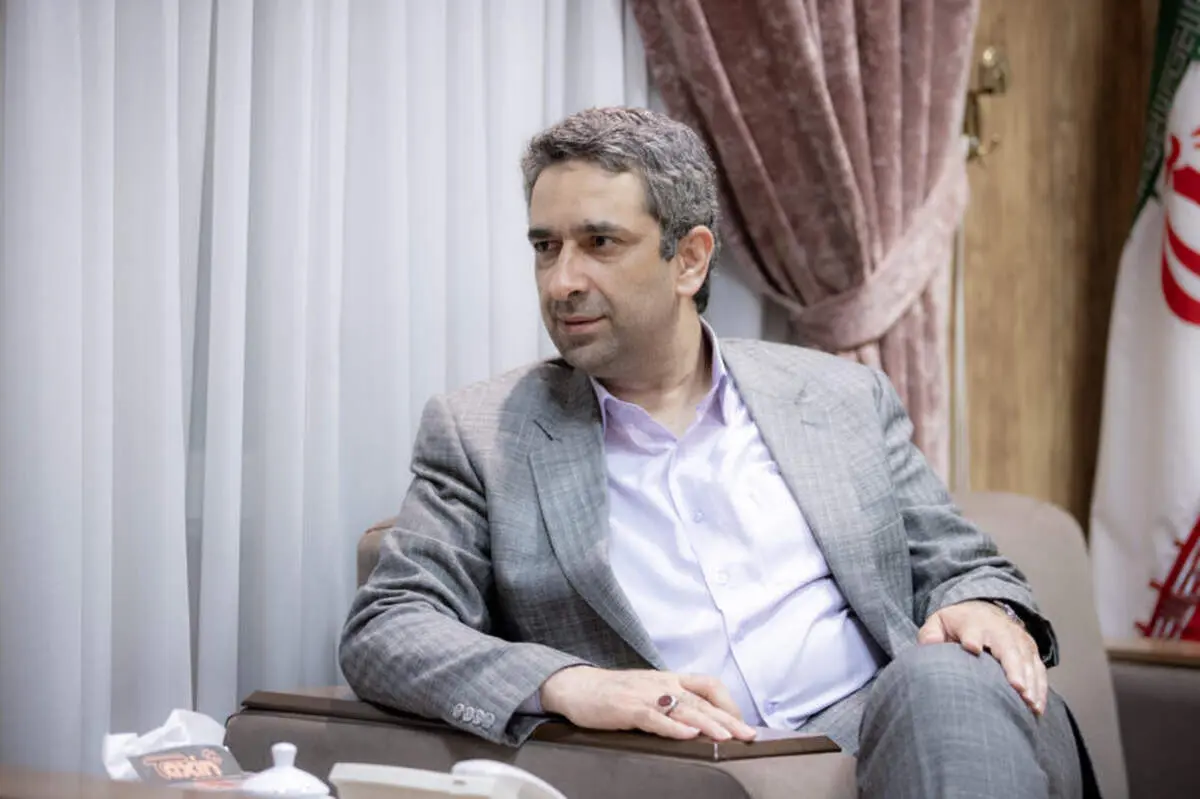 انتقاد سیدمهدی طباطبایی از سانسور دیدار پزشکیان و استاد موحد در صداوسیما: مرحبا به این سلیقه! 
