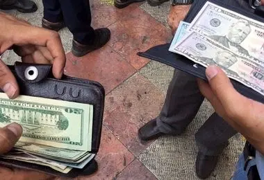 دلار برگشت/ جدول قیمت امروز دوشنبه ۲۸ مهر ۱۴۰۴ 