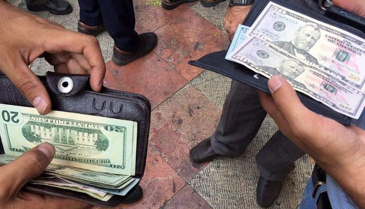 دلار برگشت
