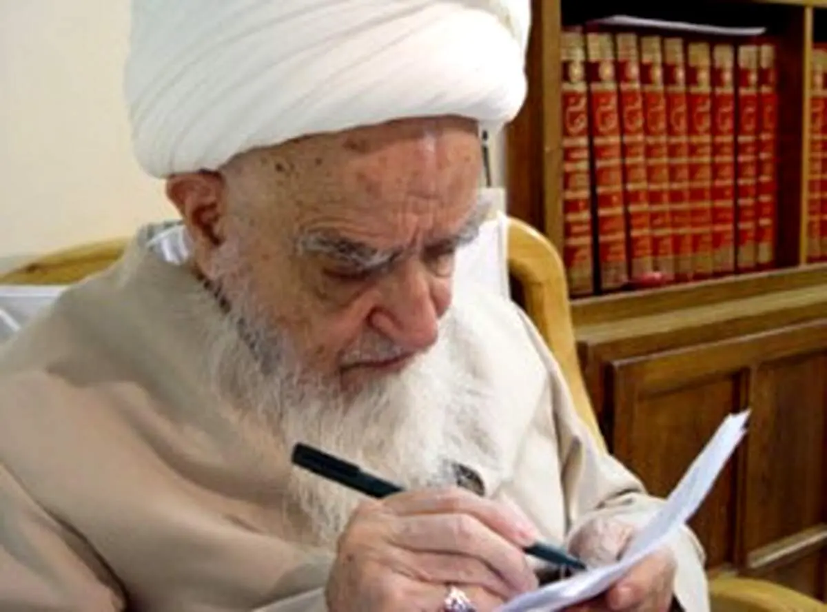 اخلاق مداری مرجعیت شیعه در کنار مواضع متین/ اطلاعیه مهمّ دفتر حضرت آیت الله صافی گلپایگانی: خداوند بر اعتلا و عزّت مردم و کشور عزیز بیفزاید / از هیچ فرد و نهاد و جریانی، گله و شکایتی ندارم