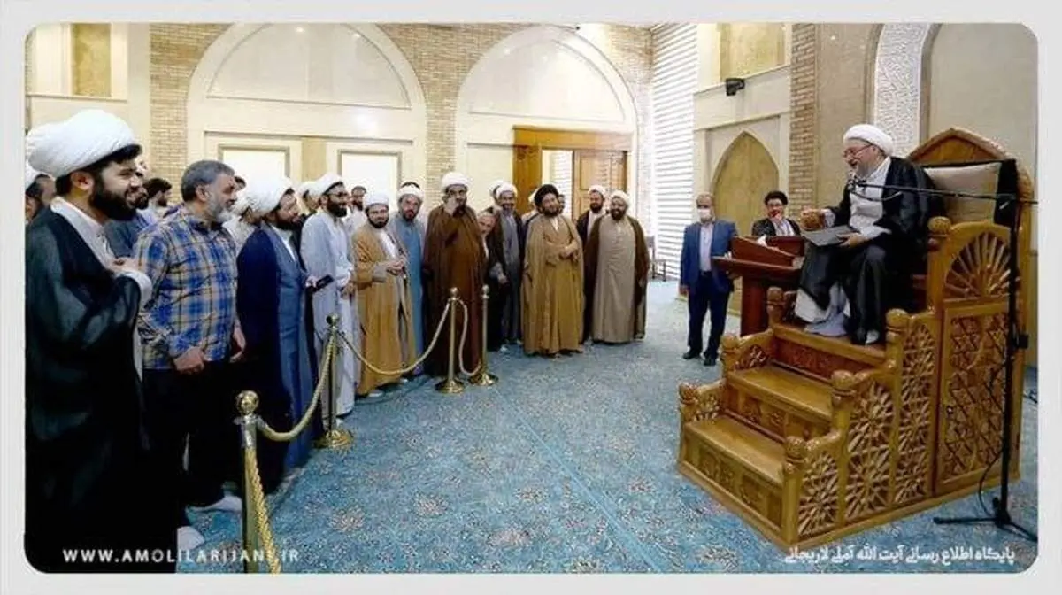 عکسی متفاوت و پربازتاب از رئیس مجمع تشخیص مصلحت نظام