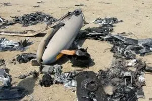 دو فروند پهپاد پیشرفته هرون و هرمس در آسمان تهران مهندم شد