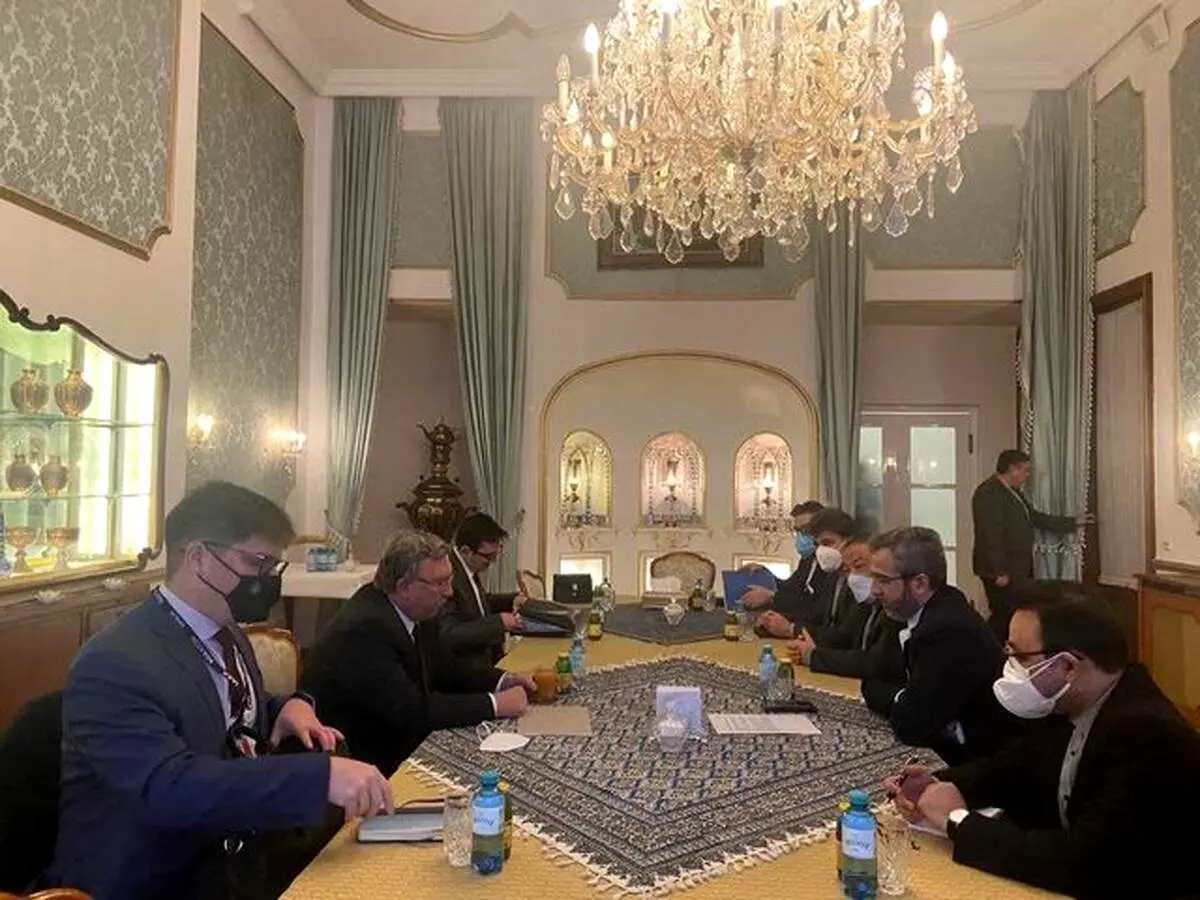 نماینده روسیه بلافاصله پاسخ مشاور تیم مذاکره کننده ایران را داد 